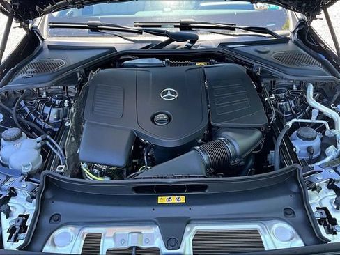 New 2026 Mercedes-Benz E 350 4MATIC Sedan image 12