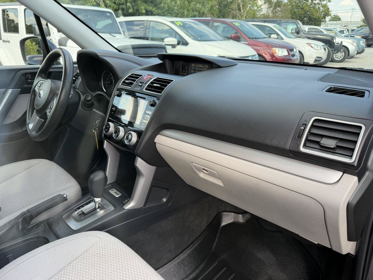 Used 2017 Subaru Forester 2.5i Premium w/ All-Weather Package AWD/4WD image 8