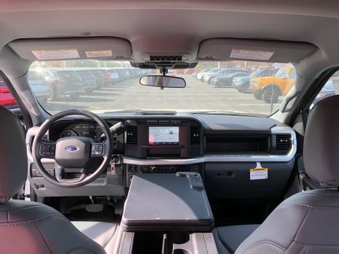 Used 2024 Ford F350 XL image 10