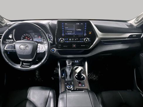 Used 2022 Toyota Highlander Limited AWD/4WD image 16