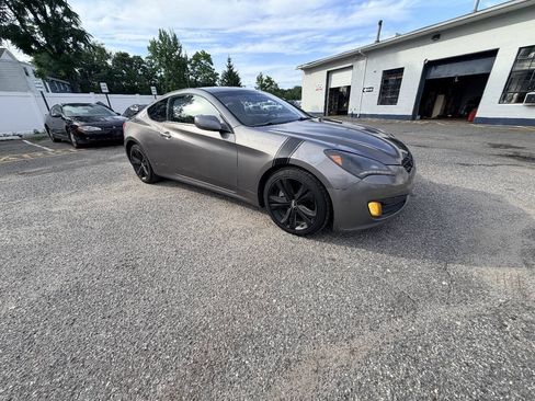 Used 2010 Hyundai Genesis 2.0T RWD image 24