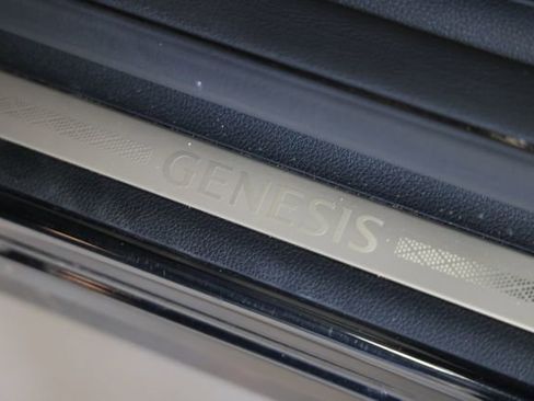 New 2026 Genesis GV70 3.5T Sport Prestige AWD/4WD image 22