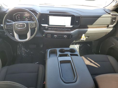 Used 2025 GMC Sierra 1500 Elevation image 14