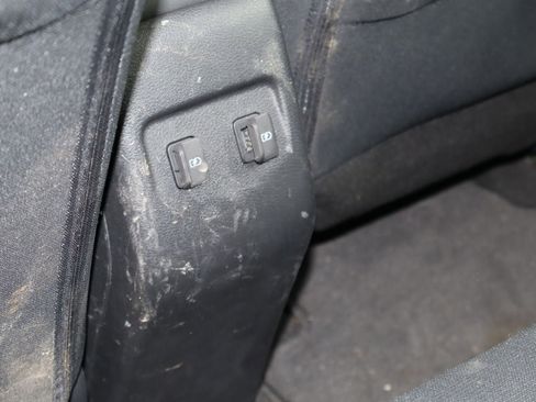 Used 2022 Nissan Kicks SV FWD image 18