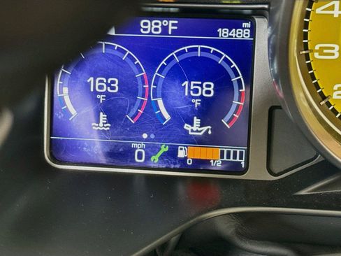 Used 2019 Ferrari Portofino RWD image 17