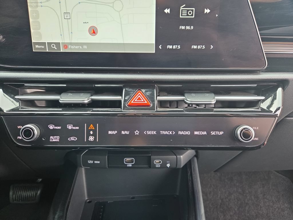 Used 2023 Kia Niro Wind w/ Wind Preserve Package FWD image 17