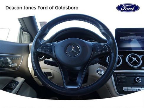 Used 2019 Mercedes-Benz CLA 250 CLA 250 image 20