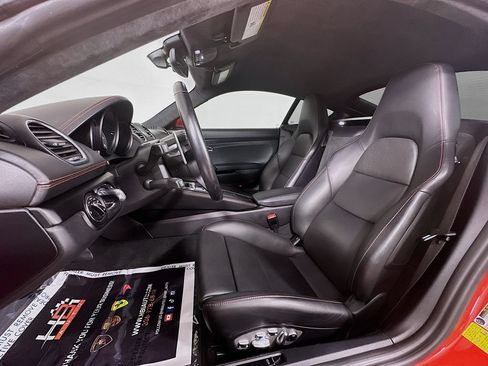Used 2018 Porsche 718 Cayman S RWD image 15