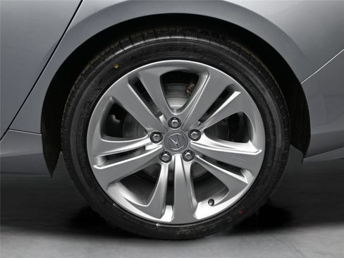 Used 2022 Acura TLX w/ Technology Package image 33