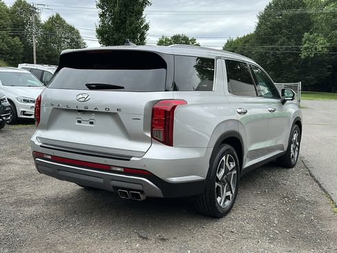 Used 2025 Hyundai Palisade SEL image 3