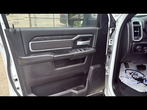 Used 2024 RAM 2500 Big Horn image 7
