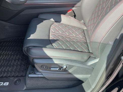 New 2026 Audi SQ8 Prestige image 19