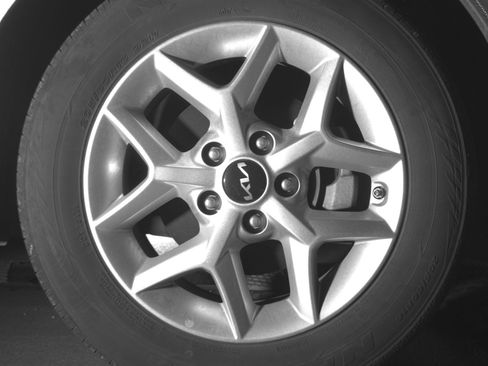 Used 2025 Kia Soul LX w/ LX Technology Package FWD image 13