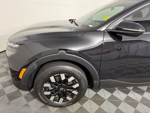 Used 2025 Hyundai Santa Cruz SEL image 16