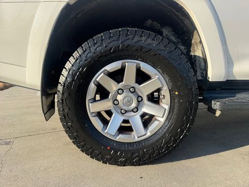 Used 2016 Toyota 4Runner Trail Premium image 26