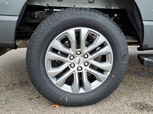 New 2025 Ford F150 Lariat w/ Equipment Group 502A High image 10