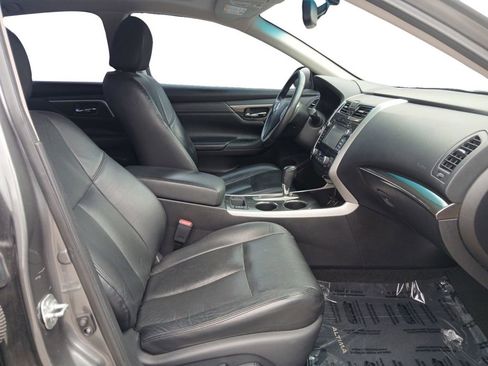 Used 2015 Nissan Altima 2.5 SL w/ Technology Package FWD image 15