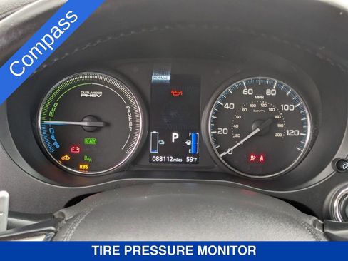 Used 2018 Mitsubishi Outlander SEL image 22