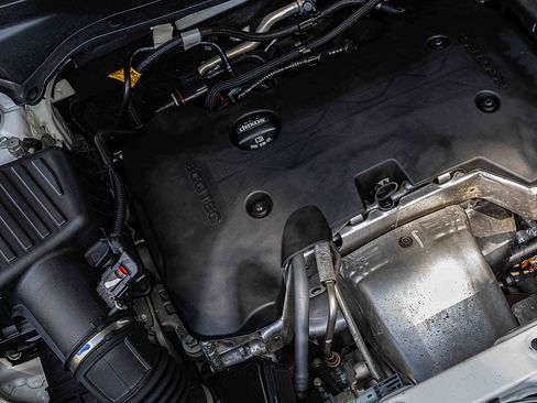 Used 2020 GMC Terrain Denali image 30