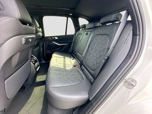 Used 2025 BMW X5 sDrive40i w/ Parking Assistance Package RWD image 25
