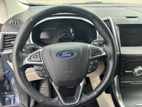 Used 2019 Ford Edge Titanium AWD/4WD image 21