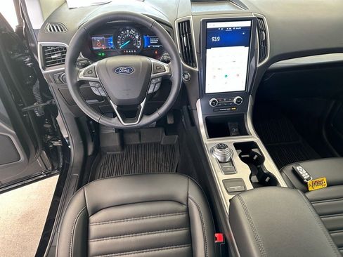 Certified 2023 Ford Edge SEL w/ Convenience Package image 29