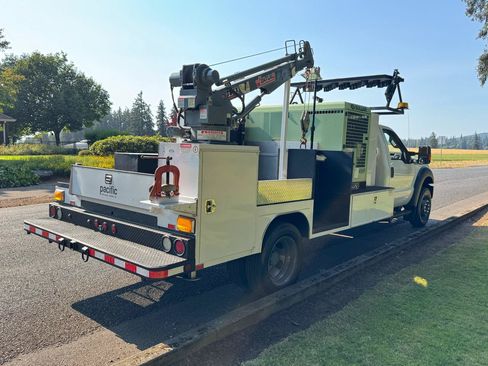 Used 2012 Ford F550 2WD Regular Cab Super Duty w/ Payload Upgrade Pkg image 5