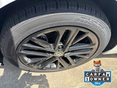 Certified 2026 Toyota Camry SE AWD/4WD image 8