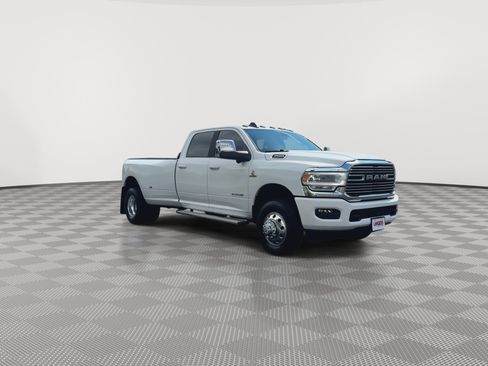 Used 2024 RAM 3500 Laramie w/ Towing Technology Group AWD/4WD image 3