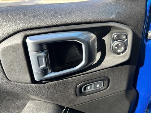 Used 2023 Jeep Gladiator Overland w/ Popular Equipment Package image 57