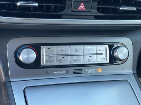 Certified 2023 Hyundai Kona SE image 14