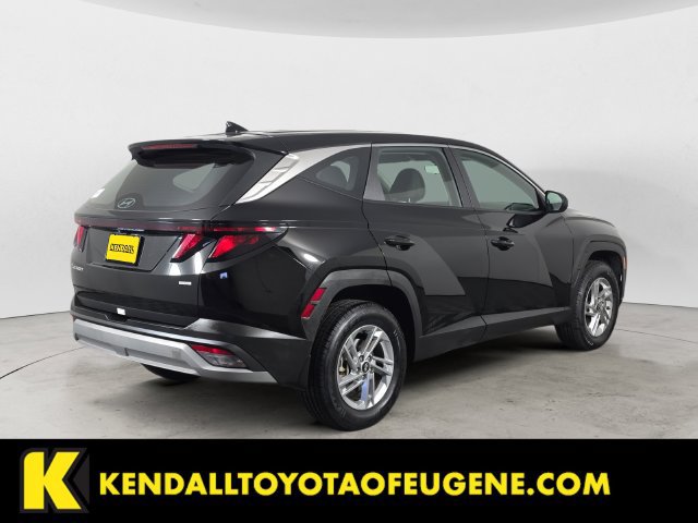Used 2025 Hyundai Tucson SE AWD/4WD image 5