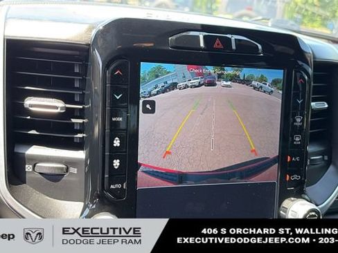 Used 2023 RAM 1500 Big Horn AWD/4WD image 17