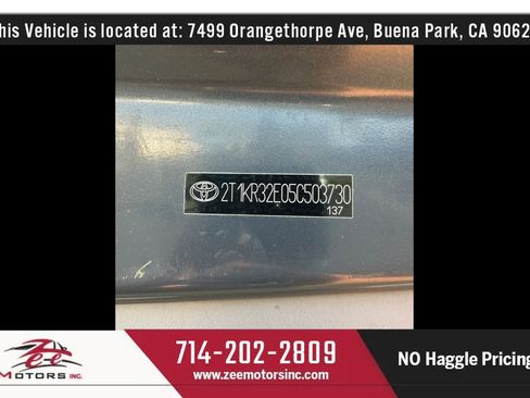 Used 2005 Toyota Matrix XR FWD image 55