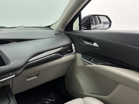 Used 2020 Cadillac XT4 Premium Luxury image 28