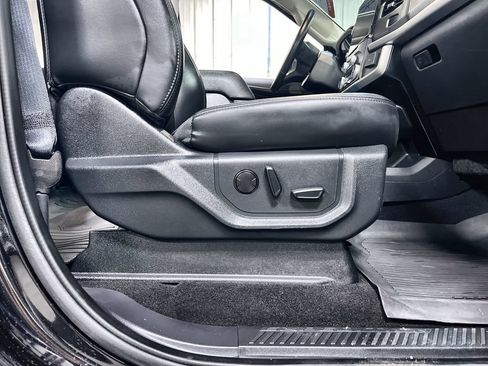 Used 2024 Ford Expedition Max XLT AWD/4WD image 31