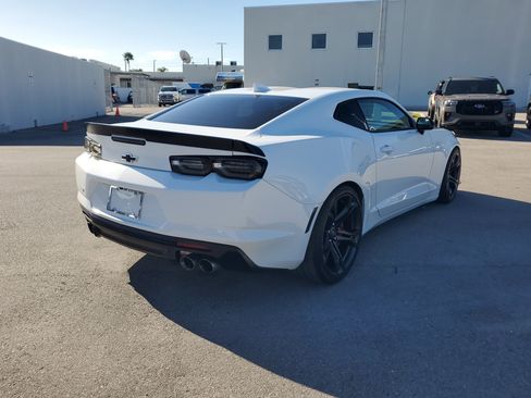 Used 2022 Chevrolet Camaro SS image 5