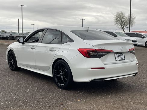 Used 2022 Honda Civic Sport image 4