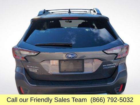 Used 2022 Subaru Outback Touring XT image 5