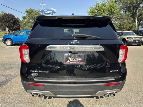 Used 2022 Ford Explorer Platinum w/ Equipment Group 601A image 7