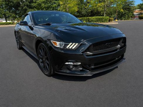Used 2016 Ford Mustang GT Premium w/ Equipment Group 401A RWD image 3