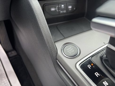Certified 2026 Kia Sportage EX FWD image 35