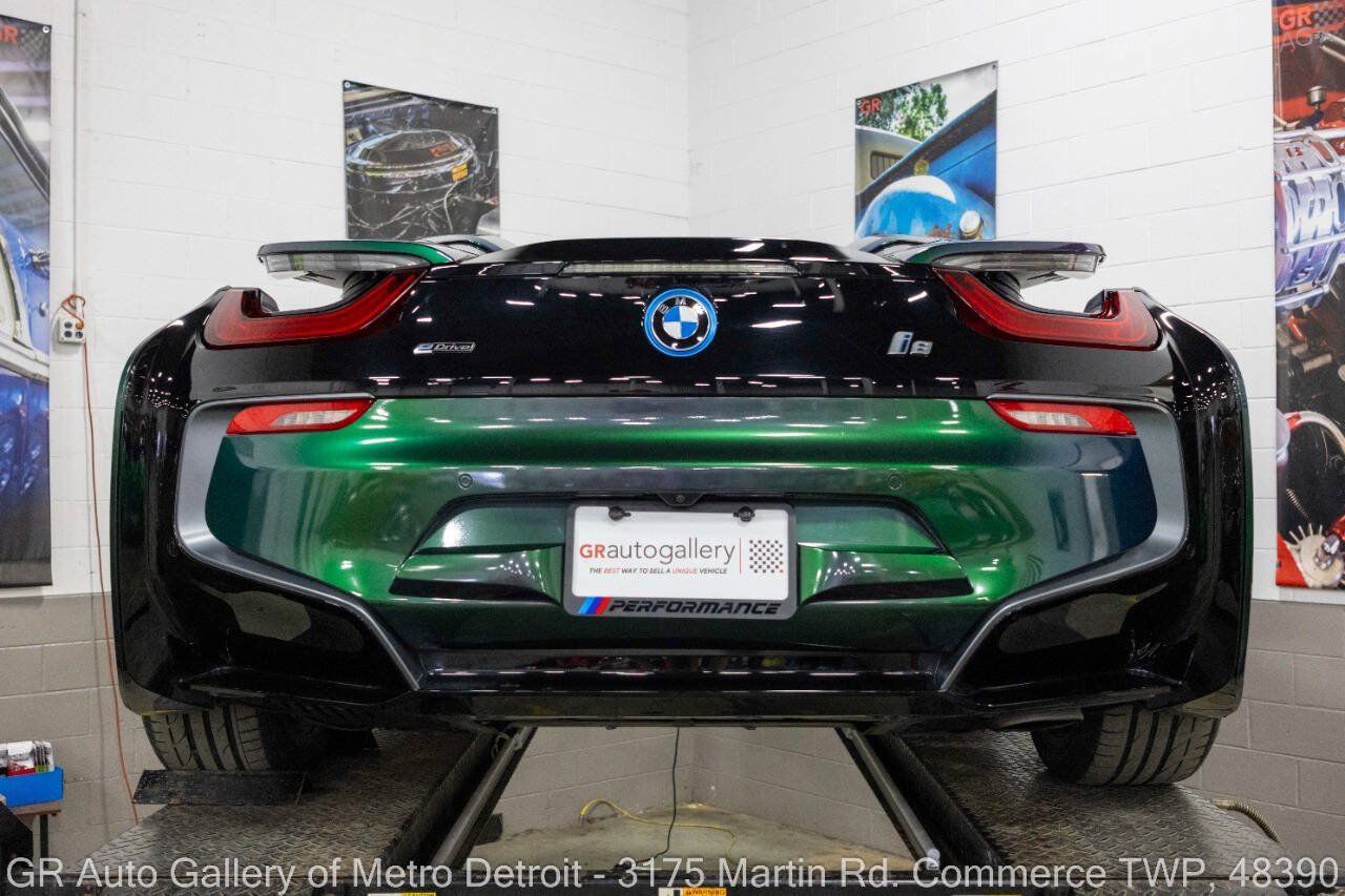 Used 2019 BMW i8 Roadster AWD/4WD image 20