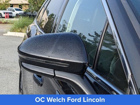 Certified 2023 Lincoln Nautilus Reserve w/ Monochromatic Package AWD/4WD image 12