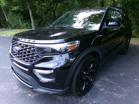Used 2023 Ford Explorer ST-Line w/ Class IV Trailer Tow Package AWD/4WD image 4