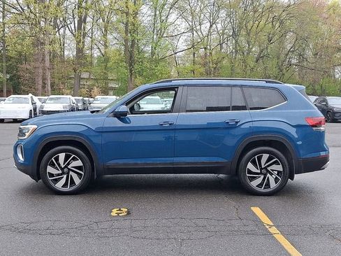 Certified 2025 Volkswagen Atlas SE w/ Panoramic Sunroof Package AWD/4WD image 6