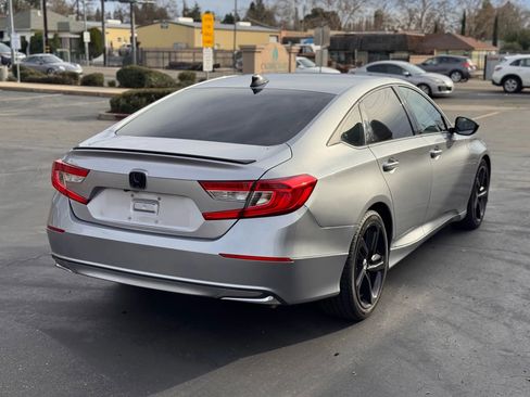 Used 2022 Honda Accord Sport image 6