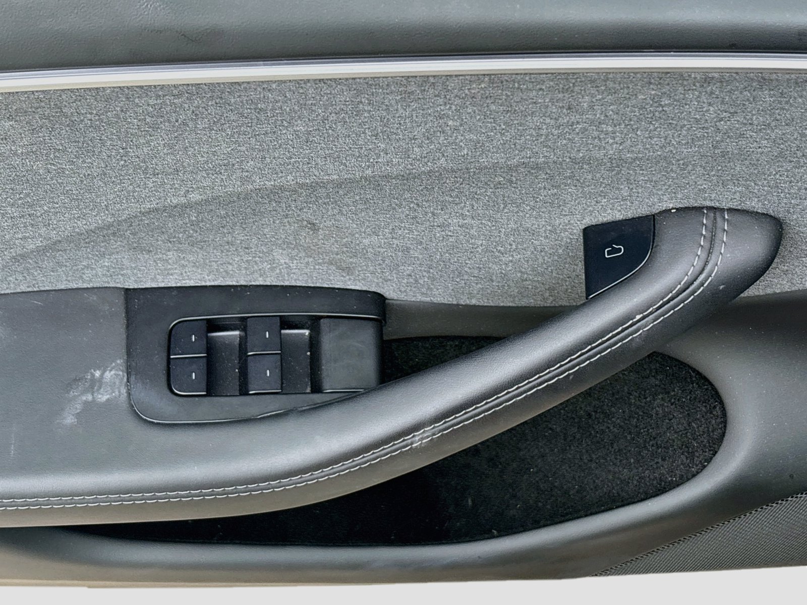 Used 2025 Tesla Model 3 Long Range RWD image 16