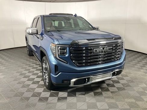 Used 2024 GMC Sierra 1500 Denali Ultimate AWD/4WD image 3