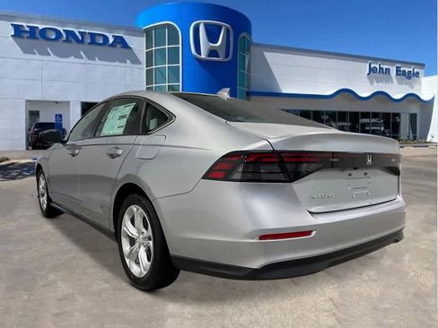 New 2025 Honda Accord LX image 3